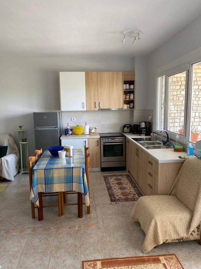 Polys Apartment And Paraskevi Studio With View Ptolemaïda Extérieur photo