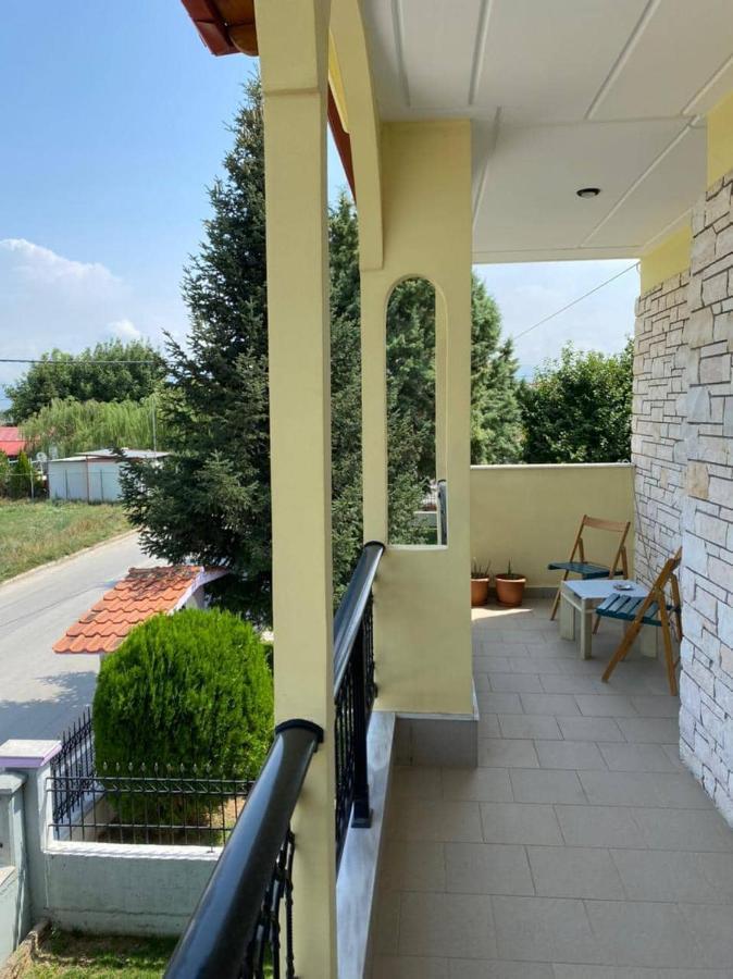 Polys Apartment And Paraskevi Studio With View Ptolemaïda Extérieur photo