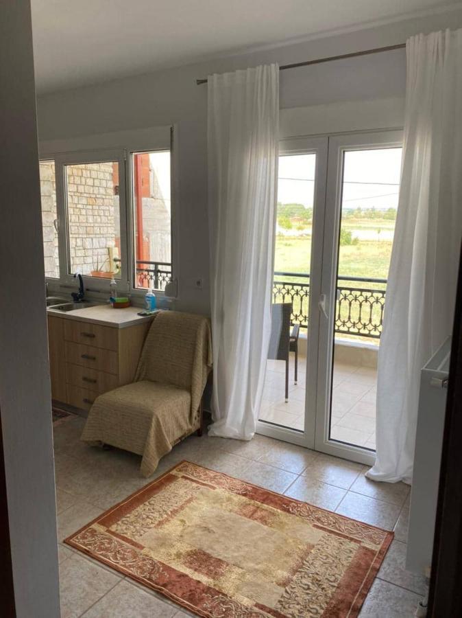 Polys Apartment And Paraskevi Studio With View Ptolemaïda Extérieur photo