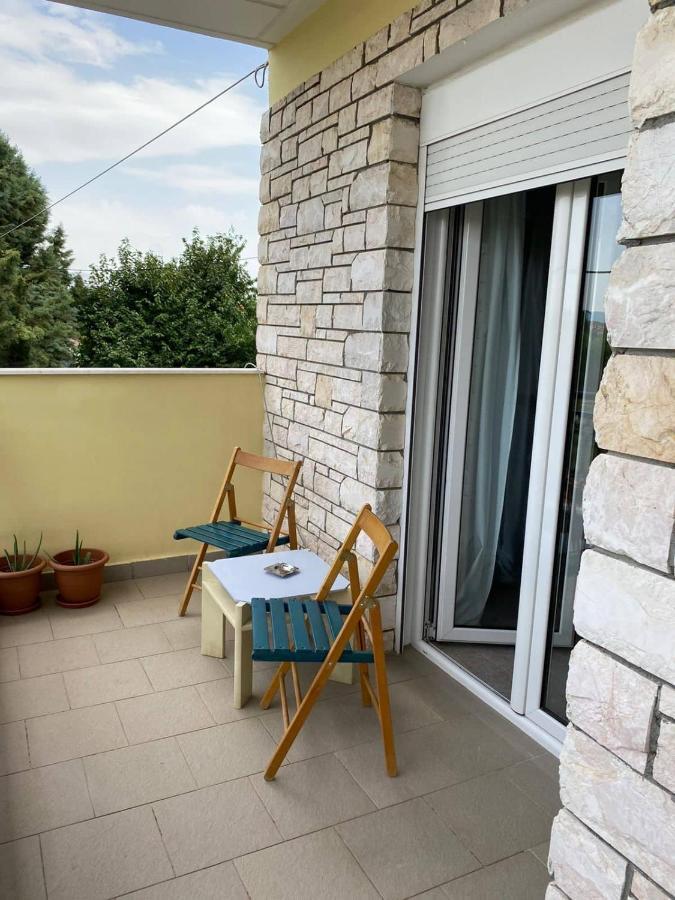 Polys Apartment And Paraskevi Studio With View Ptolemaïda Extérieur photo
