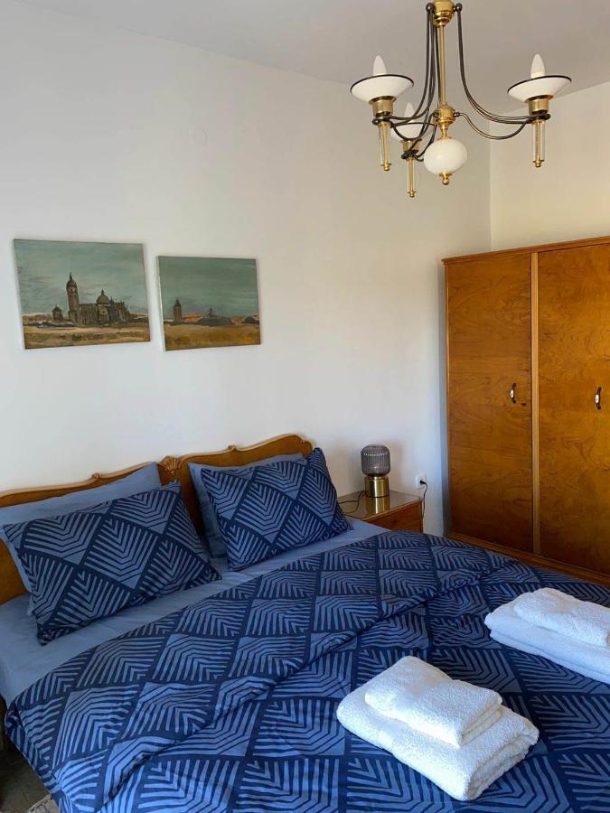 Polys Apartment And Paraskevi Studio With View Ptolemaïda Extérieur photo