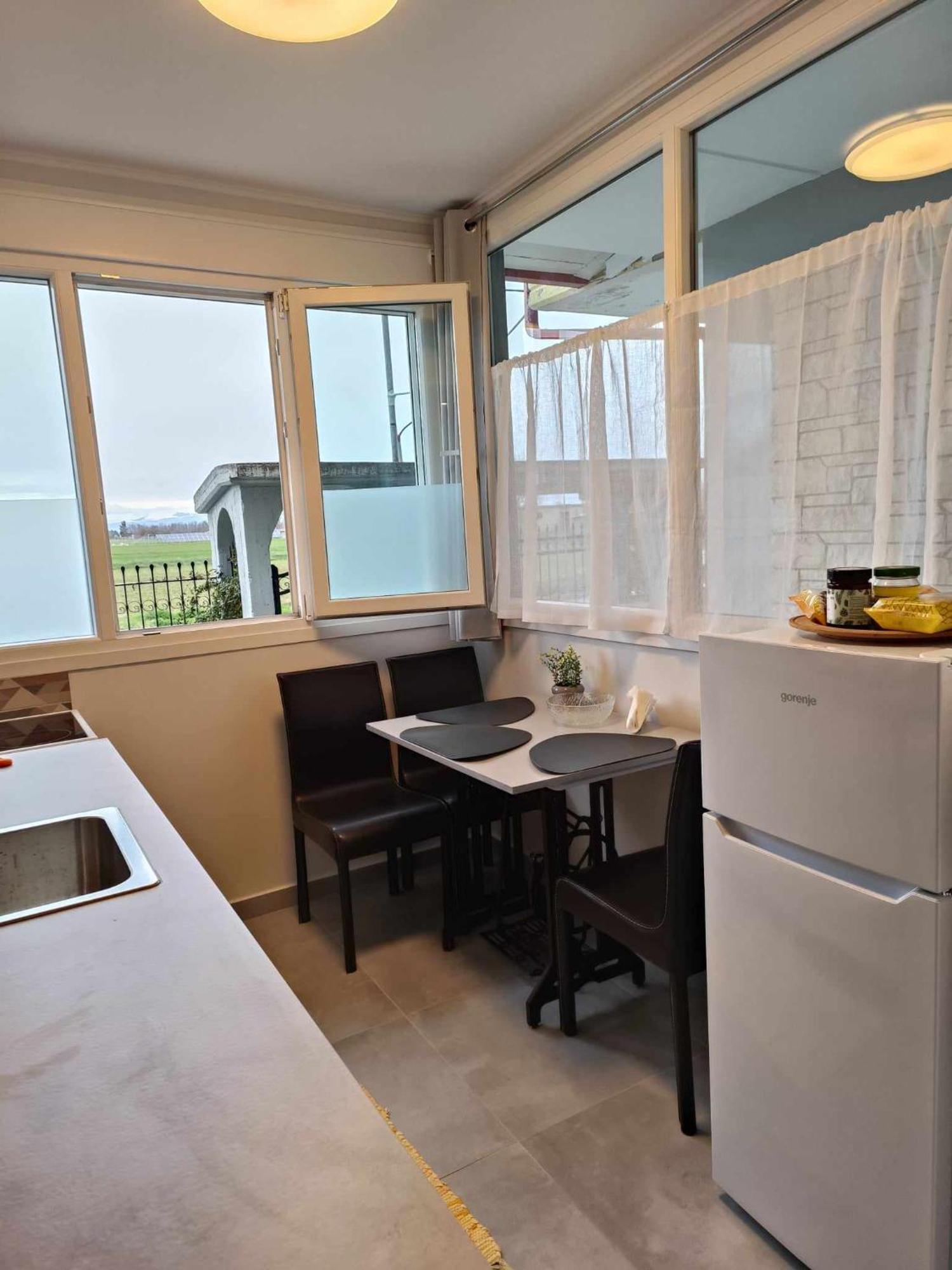 Polys Apartment And Paraskevi Studio With View Ptolemaïda Extérieur photo