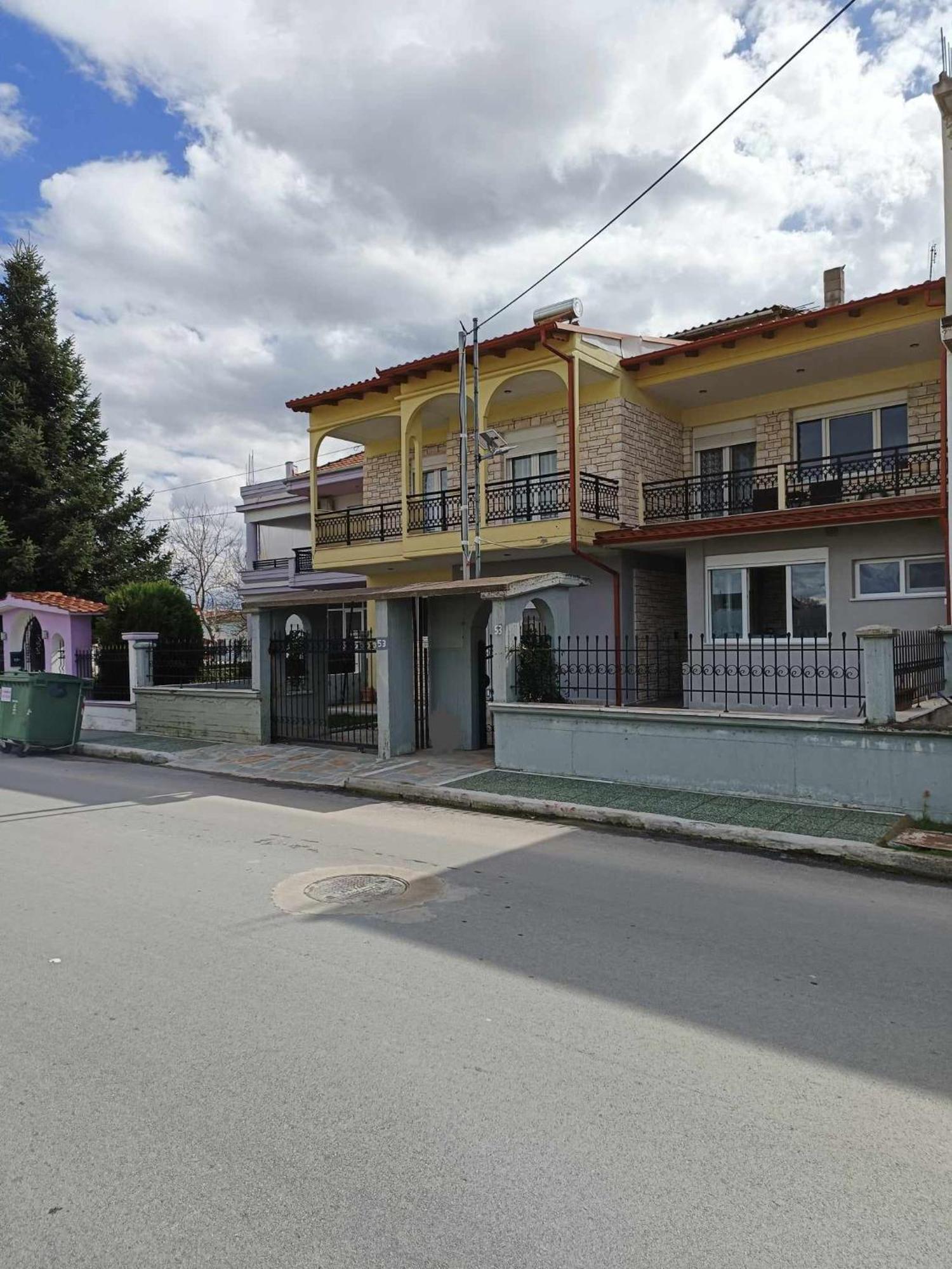 Polys Apartment And Paraskevi Studio With View Ptolemaïda Extérieur photo